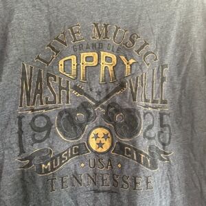 Grand Ole Opry Music City T-Shirt Men's Large Gray Short Sleeves Country Western